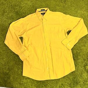 Izod Men's Bright Yellow Casual Button Down Shirt